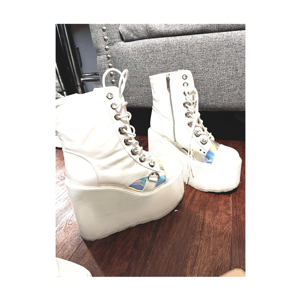Platform boots - Picture 3 of 3